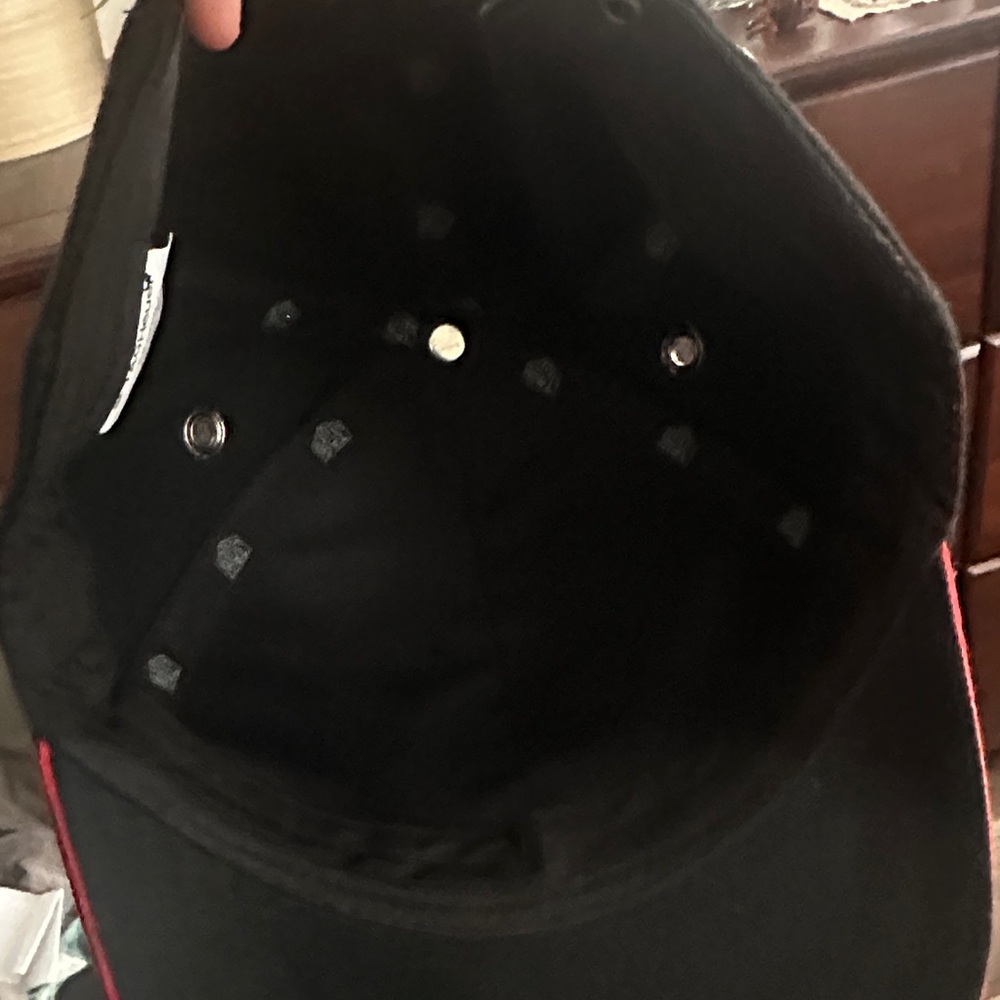 TAG Heuer Black Cap with Green and Red Logo - Picture 4 of 5